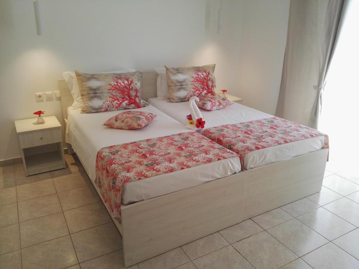 Bouganville Bed & Breakfast Stegna Archangelos  Esterno foto