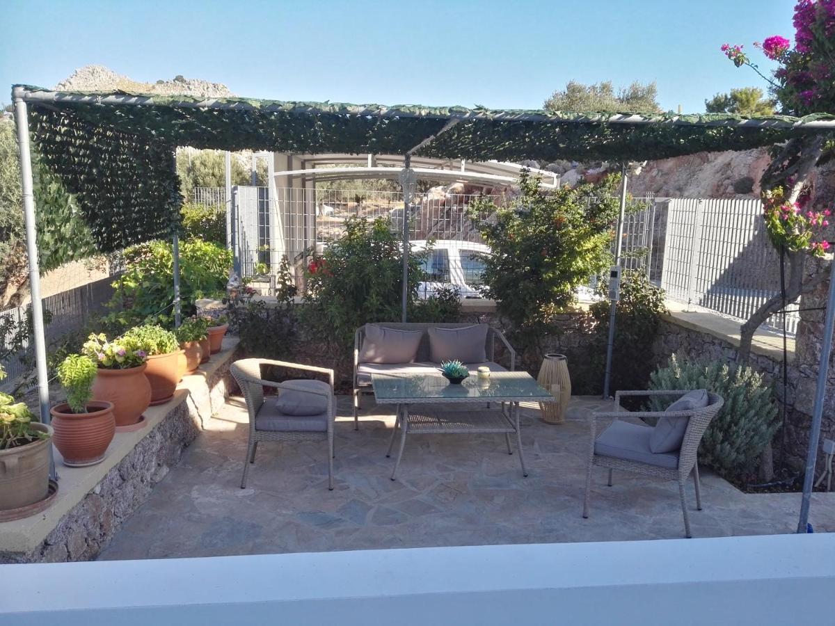 Bouganville Bed & Breakfast Stegna Archangelos  Esterno foto