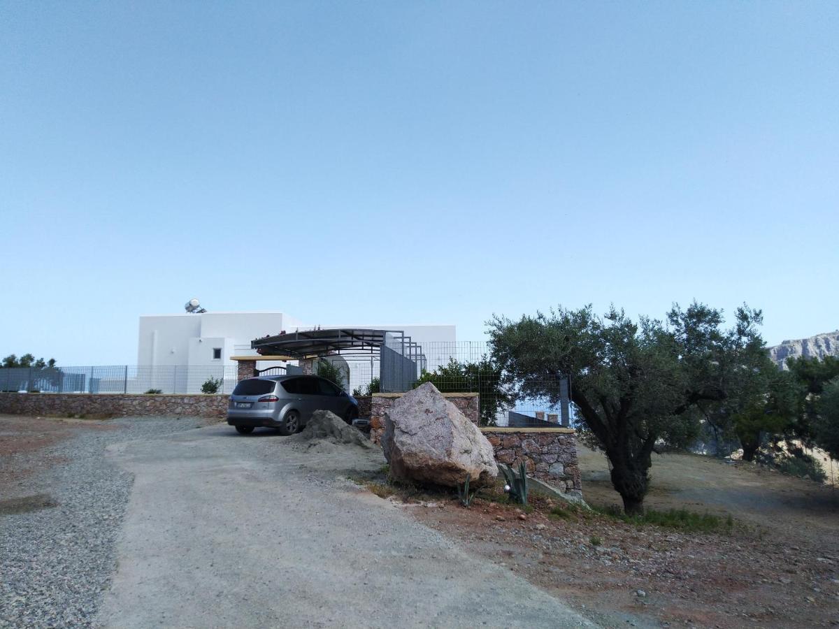 Bouganville Bed & Breakfast Stegna Archangelos  Esterno foto